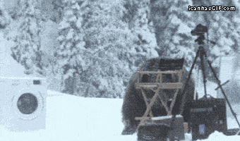 https://media1.giphy.com/media/BqqNLKJlm6jRe/200.gif