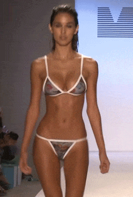 topless-free-solo-gif