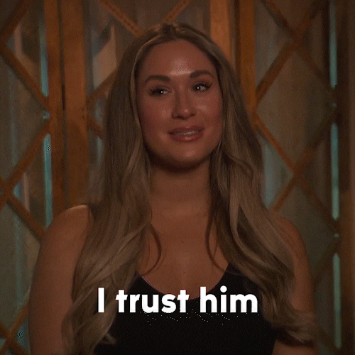 Bachelorette 19 - Gabby Windey - Rachel Recchia - Sept 20 - *Sleuthing Spoilers* - Page 8 Giphy.gif?cid=ecf05e47700196c1377c9f2592828cf96919ddae91552ecf&rid=giphy