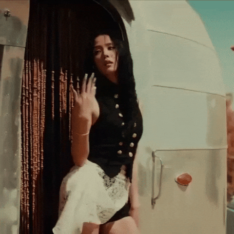 Kim Jisoo GIF