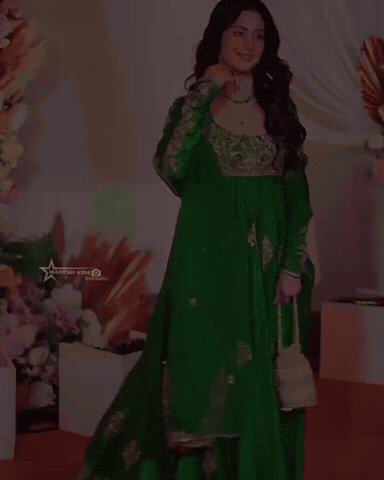 Trending Diva GIF