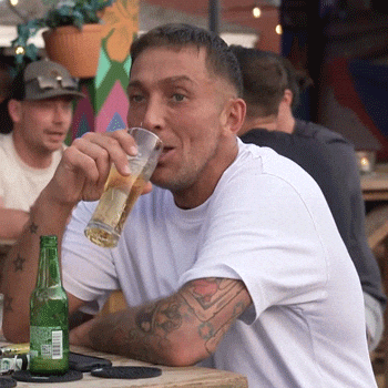 Cheers Drinking GIF by RTL