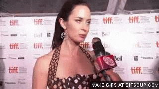 giphy.gif?cid=790b76110f0c56ddf77d2d6fe1