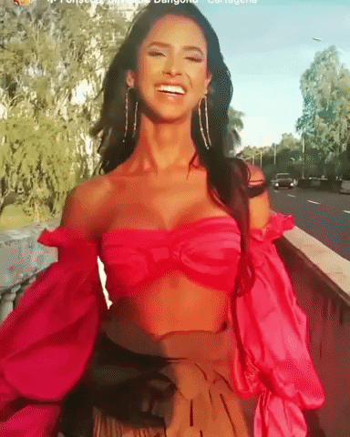 giphy.gif?cid=4d1e4f297840e1566294adda43