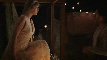 Taylor Swift GIF