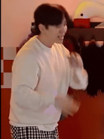 2Pm Leejunho GIF by enchantesg