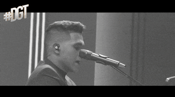 Blanco Y Negro Cantante GIF by Dominicana's Got Talent