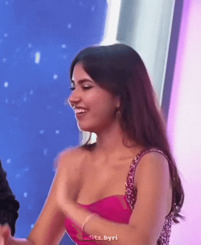 Ruru Akanksha GIF