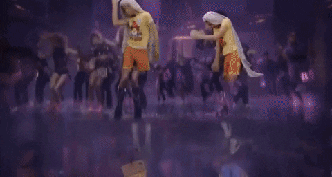 giphy.gif?cid=4d1e4f298310daa70bf52a4458