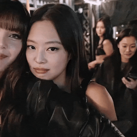 Jennie GIF