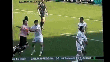 MichelePelacci makinwa rinculo GIF