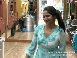 Losliya GIF
