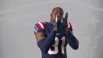 Jonnu Smith Applause GIF by New England Patriots