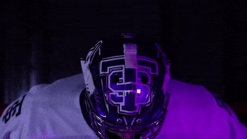 Look Up GIF by Tommie Athletics