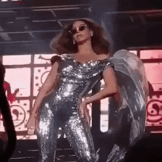 giphy.gif?cid=4d1e4f295d718fd5805e964a5b