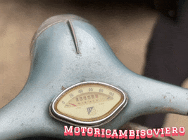 Motoricambisoviero vespa soviero motoricambisoviero vintagevespa GIF