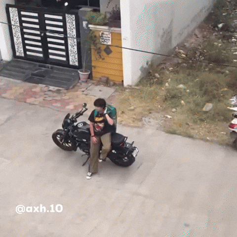 Axh GIF