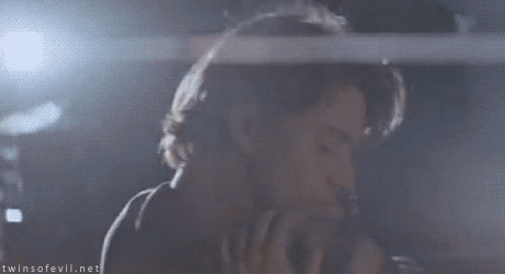 Asia Argento GIFs - Find & Share on GIPHY
