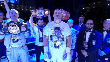 Oleksandr Usyk Fighting GIF by Top Rank Boxing