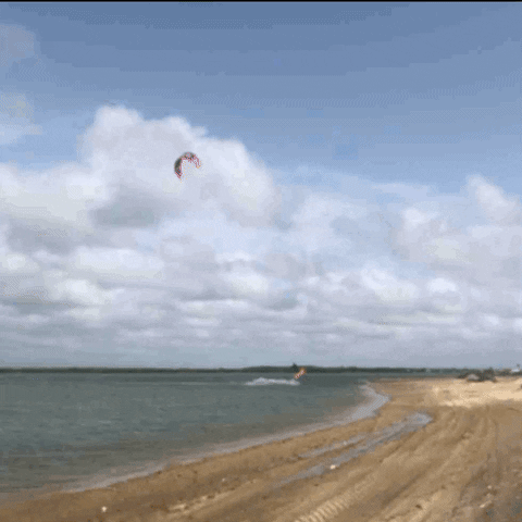 valampuriresort kitesurf kitesurfing valampuri kite resort kitesurf kalpitiya GIF