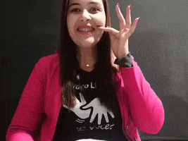 Flavia Alves GIF
