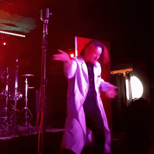 giphy.gif?cid=6c09b952z1v1idultpzek95wa09iveufep6nrto1ck9d8ovh&ep=v1_internal_gif_by_id&rid=giphy.gif&ct=g