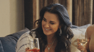 Reality Tv Reaction GIF by HULU