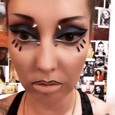 giphy.gif?cid=5e214886c03b4c2faa60cb9677