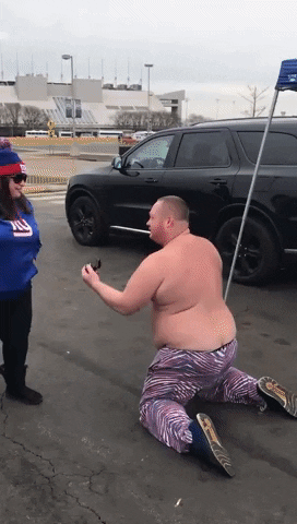 Tailgating New York Giants GIF by Storyful