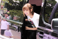 Hermitwaveslistener GIF