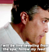 jane the virgin tweeting GIF
