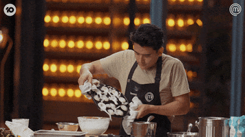 200.gif?cid=fc005b08ba8e6b56c4074b71756a7d3c763370052a09aaeb&rid=200.gif&ct=g