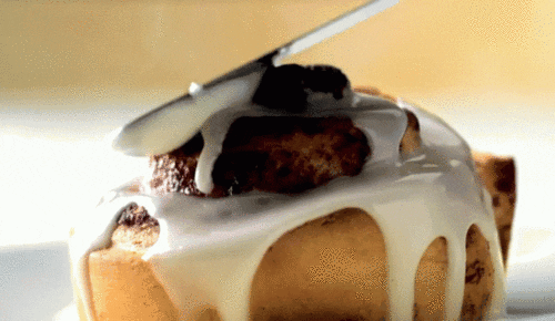 Cinnamon Roll Food GIF - Find & Share on GIPHY