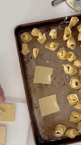 Pasta GIF