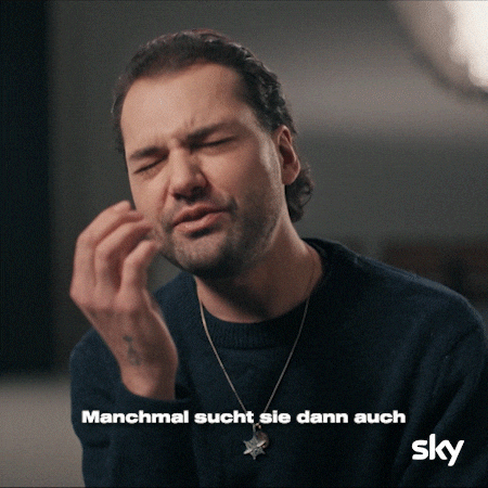 Dating Mama GIF by Sky Deutschland