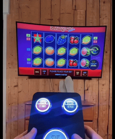SpinClicker GIF