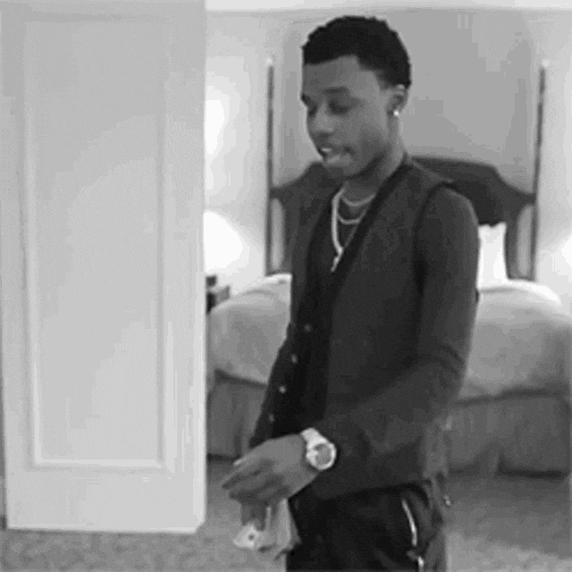 Speaker Knockerz GIF by STRAPPED!