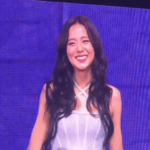 Kim Jisoo GIF