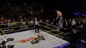 Leon GIF