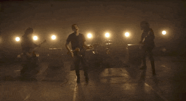 200.gif?cid=fc005b08d6d7a52b72bf3146177d551359ba2e9655a2822e&rid=200.gif&ct=g