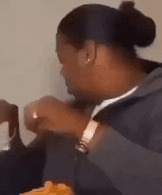 giphy.gif?cid=4d1e4f2997a02e295028bbc05a