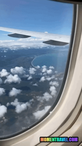 Momentravel clouds aviao nuvens momentravel GIF
