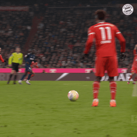 Football Running GIF by FC Bayern Munich