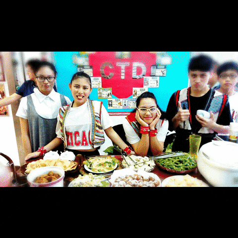 dta5ody3mzm4otjaewfob28uy29tlnr3  GIF