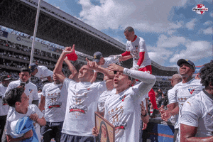 200.gif?cid=fc005b082766fb201d43b673b8d8257359d3b166d775c4e9&rid=200.gif&ct=g