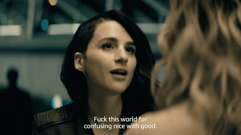 Aya Cash Height, Weight, Age, Husband, Boyfriend, Family, Biography & Facts