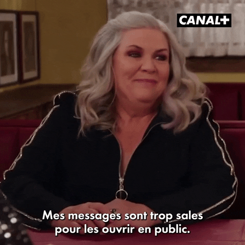 Paula Pell Reaction GIF by CANAL+