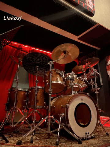 Studio GIF