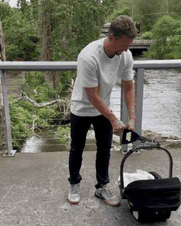 SnugLug GIF