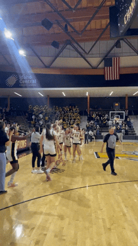Idaho Basketball GIF by Idaho Vandals